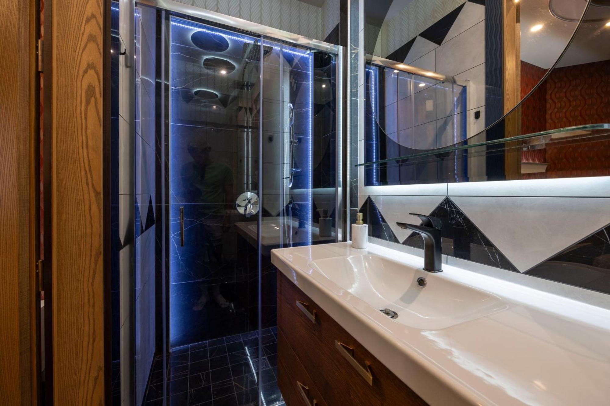 Luxury Royal Central Apartment By Prestige Homes Budapeste Exterior foto